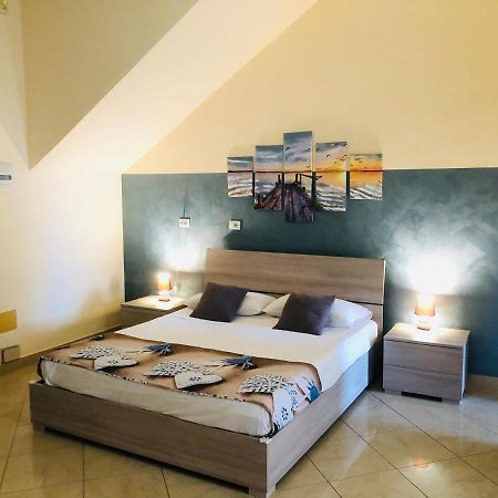 Villa Da Gino à Roccalumera Extérieur photo